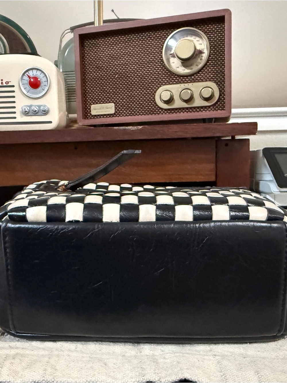 NWT Black & White Checkered Crossbody |Adjustable Stripe Strap|Trendy Camera Bag - Picture 6 of 7